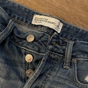 Abercrombie & Fitch Size 2 Boyfriend Shorts